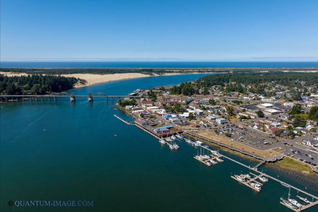 Comfy 4B/2B Home Near Dunes & Ocean! Pet Friendly! Florence Exterior photo